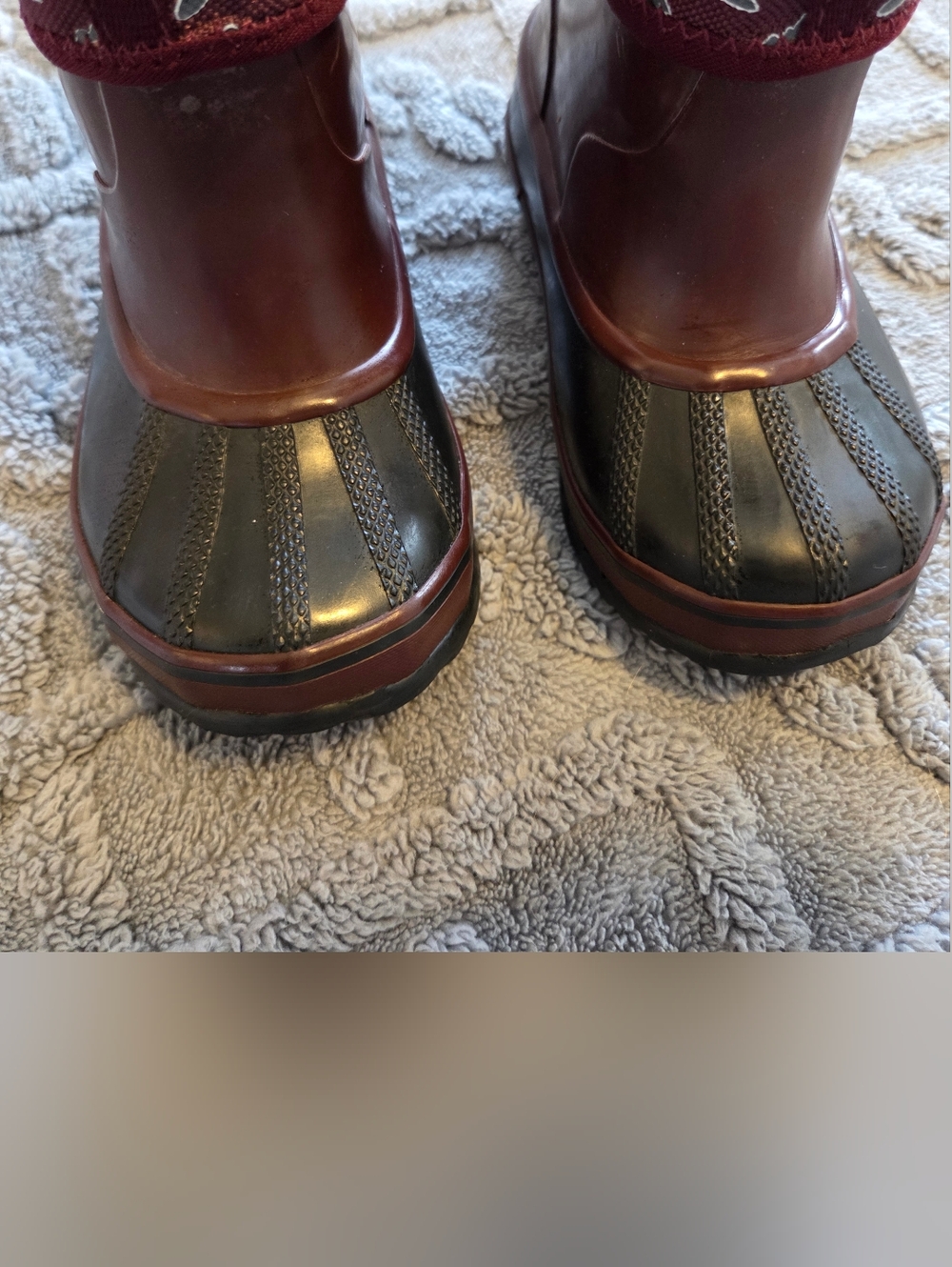 Size 9 Toddler, Girls Sorel Burgundy Boot With Fleece Liner - Picture 6 of 9